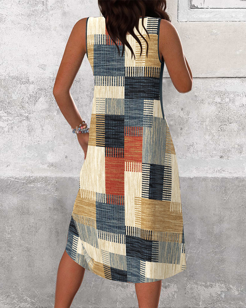 Ärmelloses Kleid mit kontrastierendem V-Ausschnitt