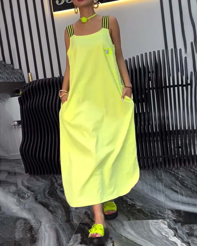 Lässiges Kleid mit abnehmbaren Trägern