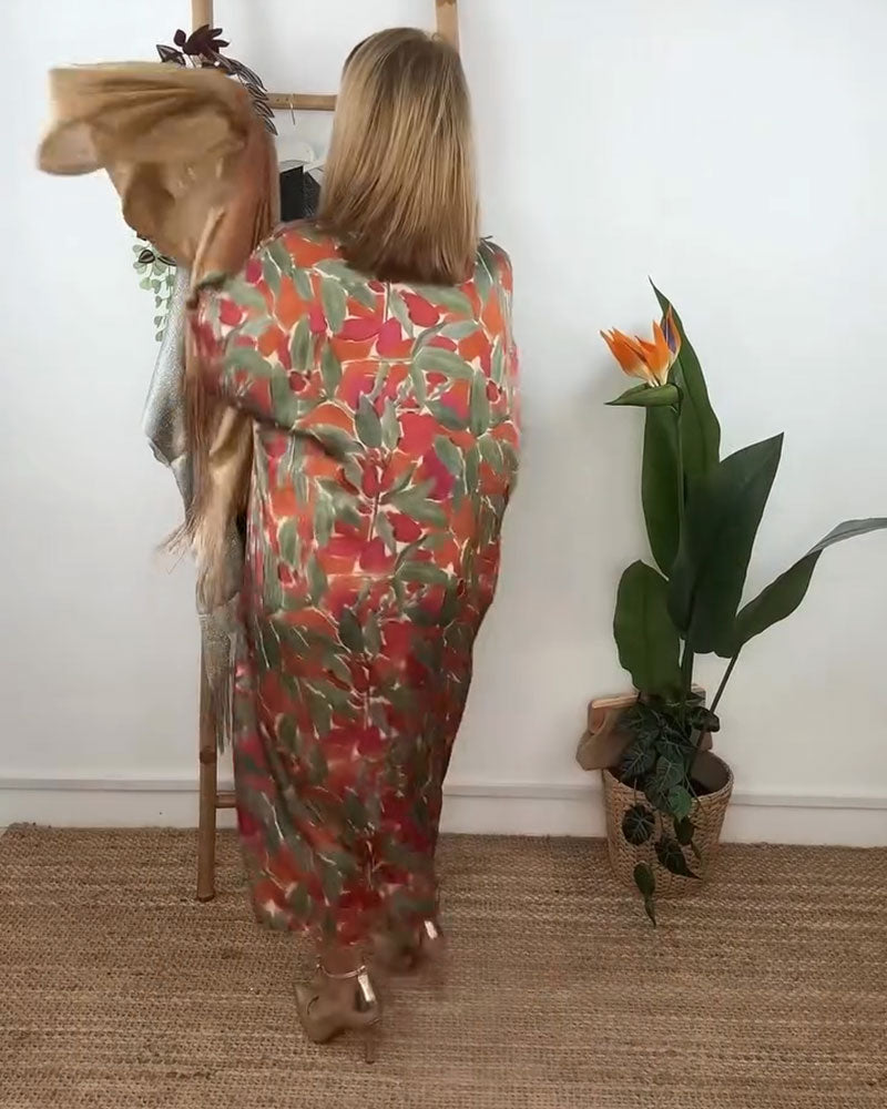 V-Ausschnitt Kleid mit gedrehtem Druck