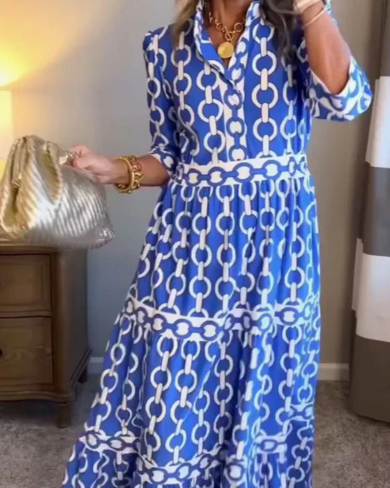 VIOLETTA | Elegantes Langkleid mit Grafischem Muster und Mediterranem Stil