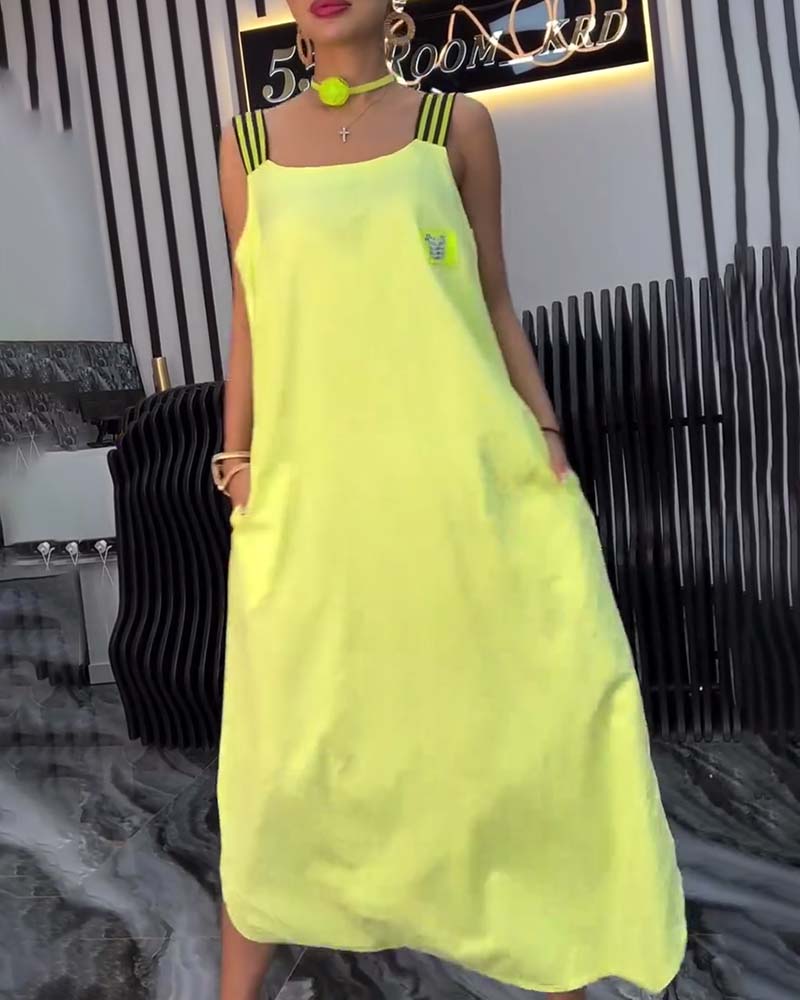 Lässiges Kleid mit abnehmbaren Trägern