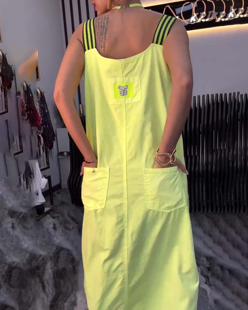 Lässiges Kleid mit abnehmbaren Trägern