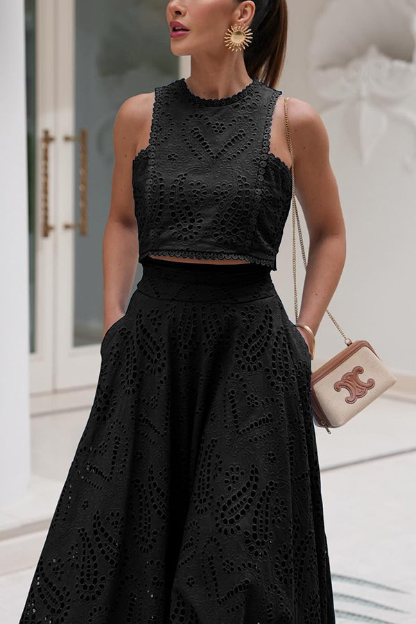 Maura™ | Komplett aus zartem Spitzenstoff